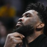 Embiid est sous enquête après une altercation avec un jurnaliste KEYSTONE/AP/Darron Cummings